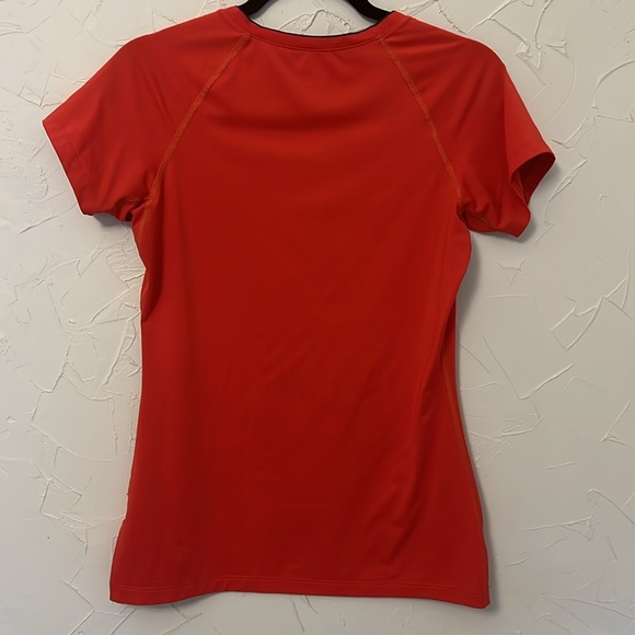 Nike Pro Women’s Medium, V-Neck Dri-Fit, Red and Black - Picture 5 of 11